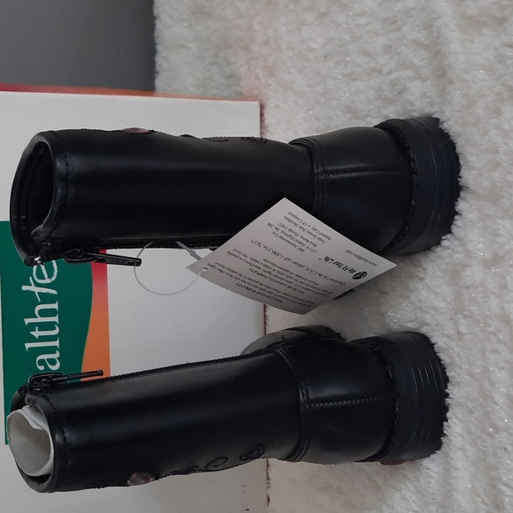 3 for $30. Healthtex black boots - Picture 5 of 8